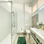 Lx Factory Apartment-lisbon Style-spacious & Bright-congress Centre Daire